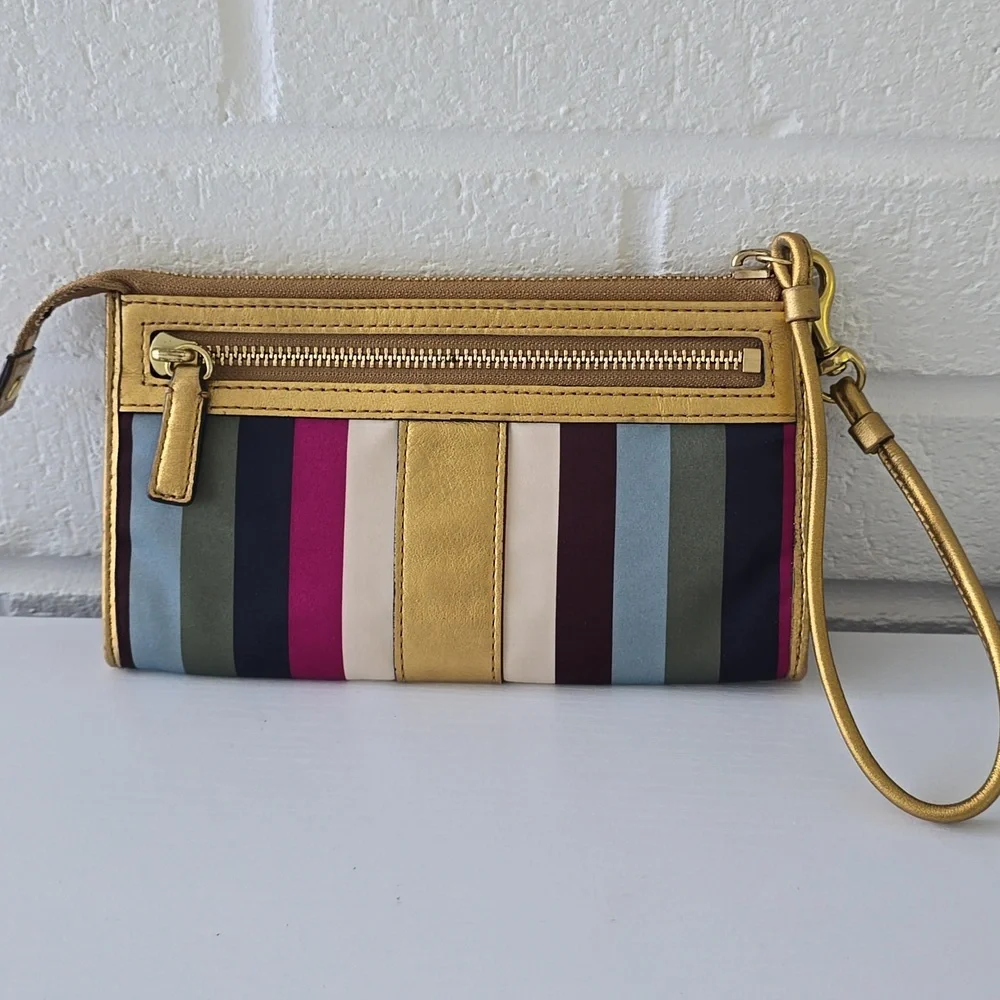 Coach July Spring Leg Zippy Wallet Wristler Multicolored